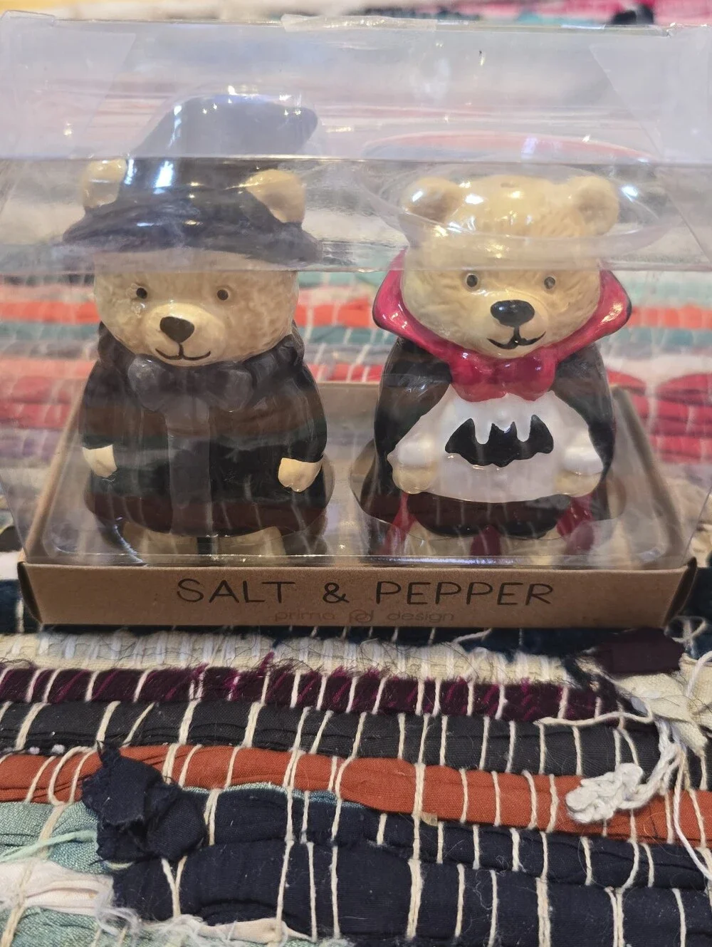 Halloween Teddy Bear Salt And Pepper Shakers Witch Vampire
